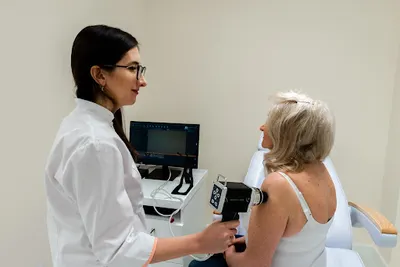 dr Englert DermaClinic